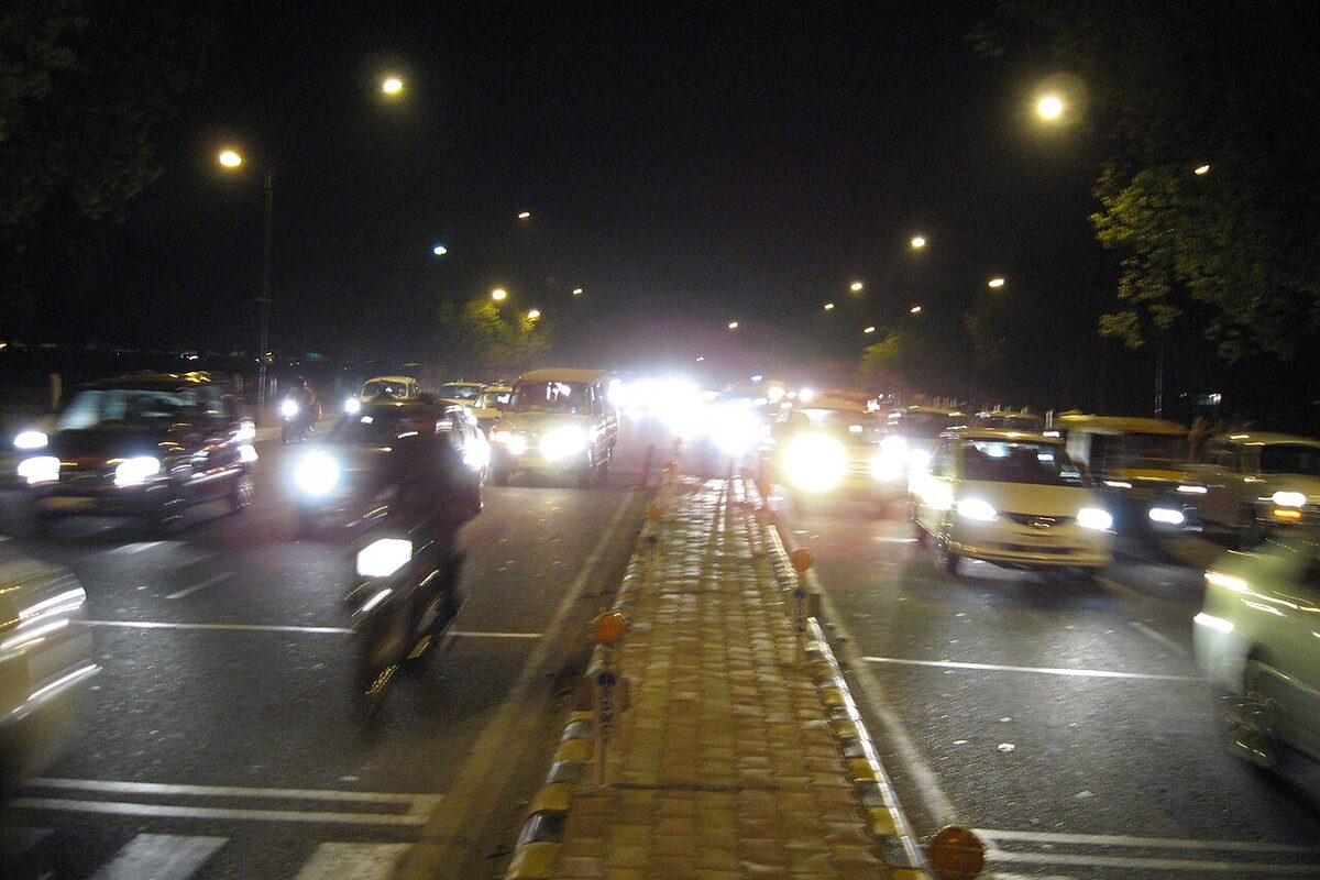 Night Driving Safety Tips for New Drivers